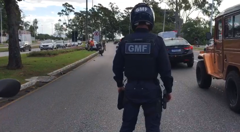 O acidente aconteceu perto da Casa do Governador, na Avenida Beira-Mar Norte – Foto: GMF/Reprodução