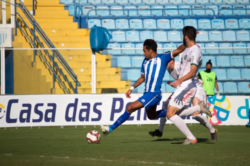 J&uacute;nior Dutra: pouca efetividade e escala&ccedil;&atilde;o garantida.&nbsp; – Foto: Andr&eacute; Palma Ribeiro/Ava&iacute; FC