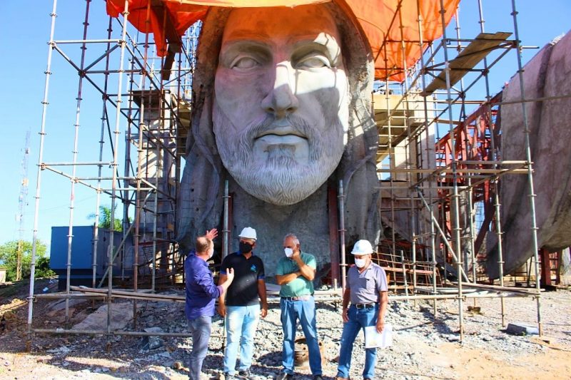 A associação sorteará uma caminhonete em 18 de dezembro por meio da Loteria Federal para aqueles que contribuírem. – Foto: Associação Amigos de Cristo/Divulgação/ND