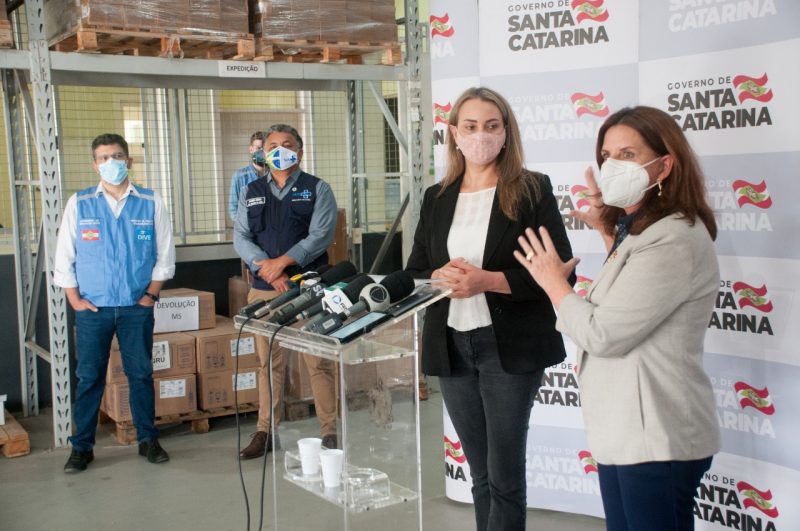Autoridades que gerenciam a pandemia em Santa Catarina