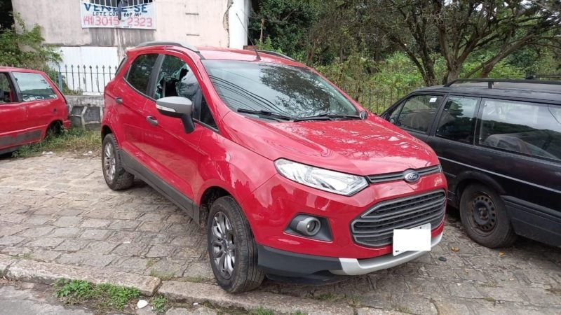 Carro do professor é localizado em Almirante Tamandaré (PR) – Foto: Tamandaré Urgente/Divulgação ND