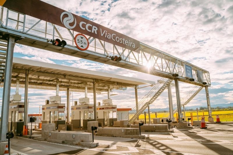 Praça de pedágio na BR-101 Sul