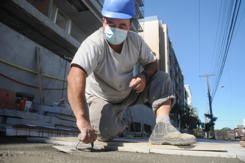 Plataformas de serviços oferecem reformas e reparos para residências e empresas – Foto: Leo Munhoz/ND