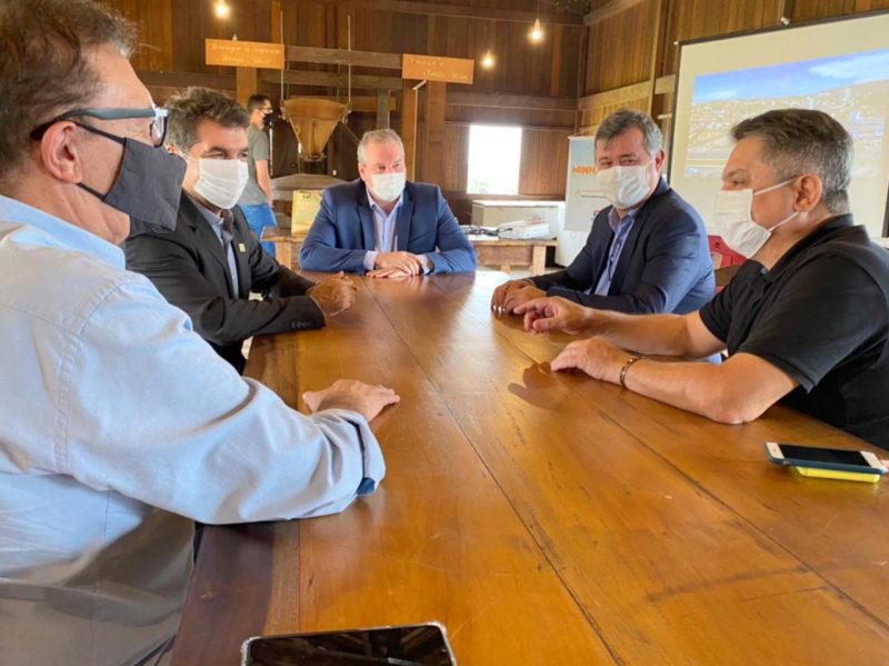Prefeitos de Chapecó, João Rodrigues e de São José , Orvino Coelho visitaram o prefeito de Criciúma, Clésio Salvaro – Foto: Ana de Mattia/Divulgação