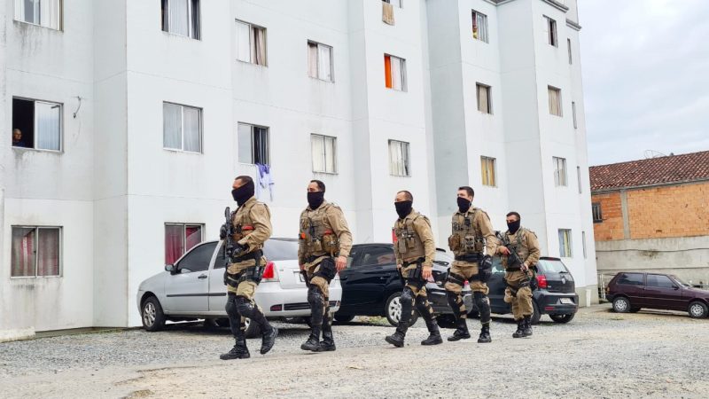 A opera&ccedil;&atilde;o tem como objetivo restabelecer a ordem e a tranquilidade do local. – Foto: Divulga&ccedil;&atilde;o PMSC/ND