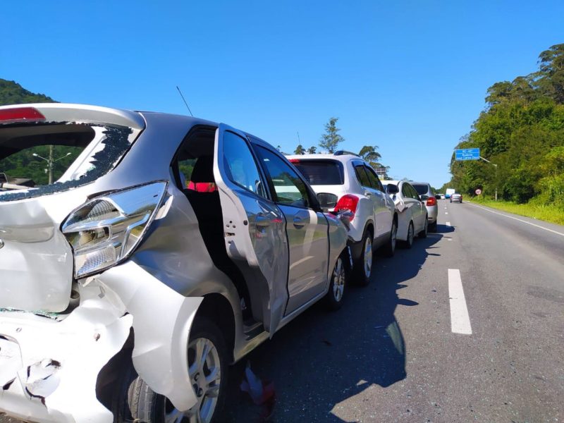 Acidente entre seis carros provoca filas na SC-401 – Foto: Divulga&ccedil;&atilde;o/GMF