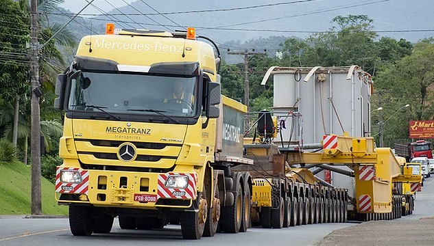 Escolta de transformador causará lentidão na BR 470 neste sábado – Foto: Divulgação/PRF SC
