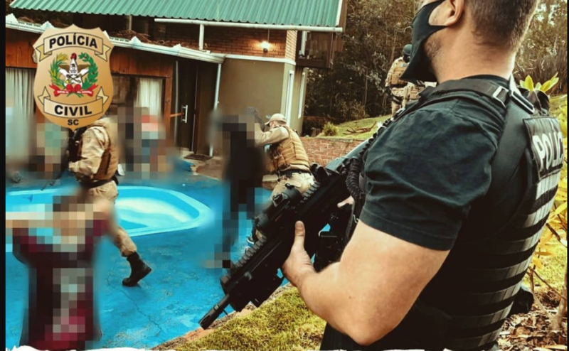 Festa acontecia em uma casa em Campo Alegre e tinha dezenas de pessoas – Foto: Polícia Civil/Divulgação