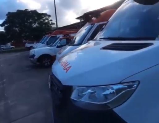 Vídeo flagra festa ao lado de ambulância da Samu, em São José – Foto: Reprodução/Instagram