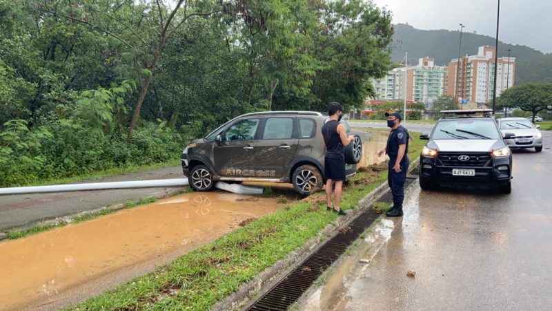 Avenida da Saudade foi palco de quatro acidentes na tarde desta quarta (21) – Foto: Divulgação/GMF