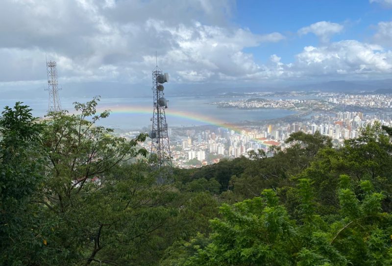 Arco-íris sobre Florianópolis