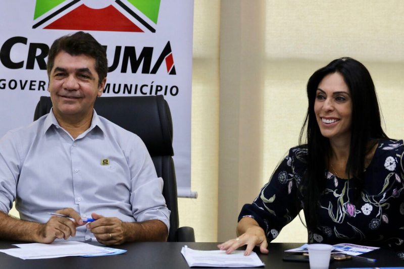 Clésio Salvaro foi quem inseriu a hoje deputada Geovânia de Sá na cena política – Foto: Arquivo assessoria Geovânia de Sá