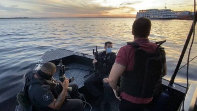 Polícia estourou balada de luxo em barco no AM – Foto: Reprodução/ND