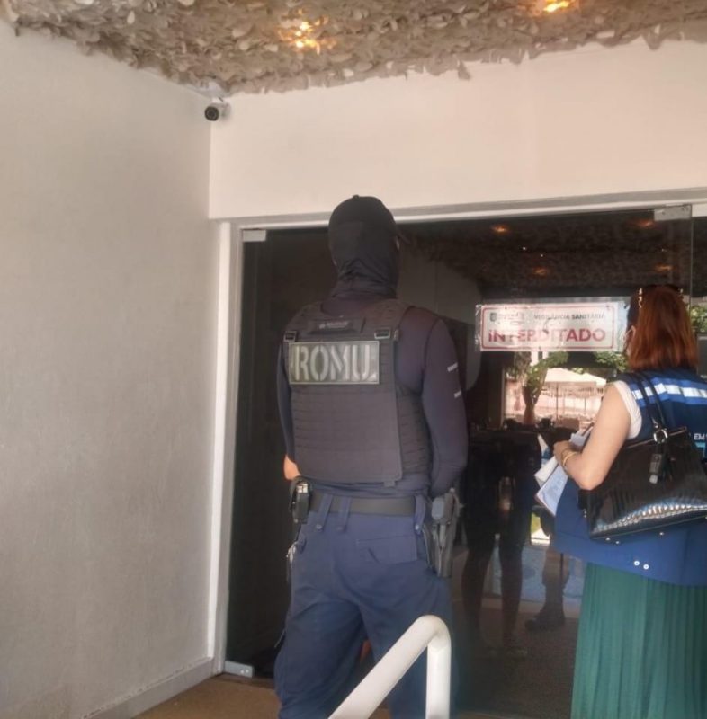 Outro local também foi multado no valor de R$ 10 mil – Foto: Prefeitura de Florianópolis/Divulgação