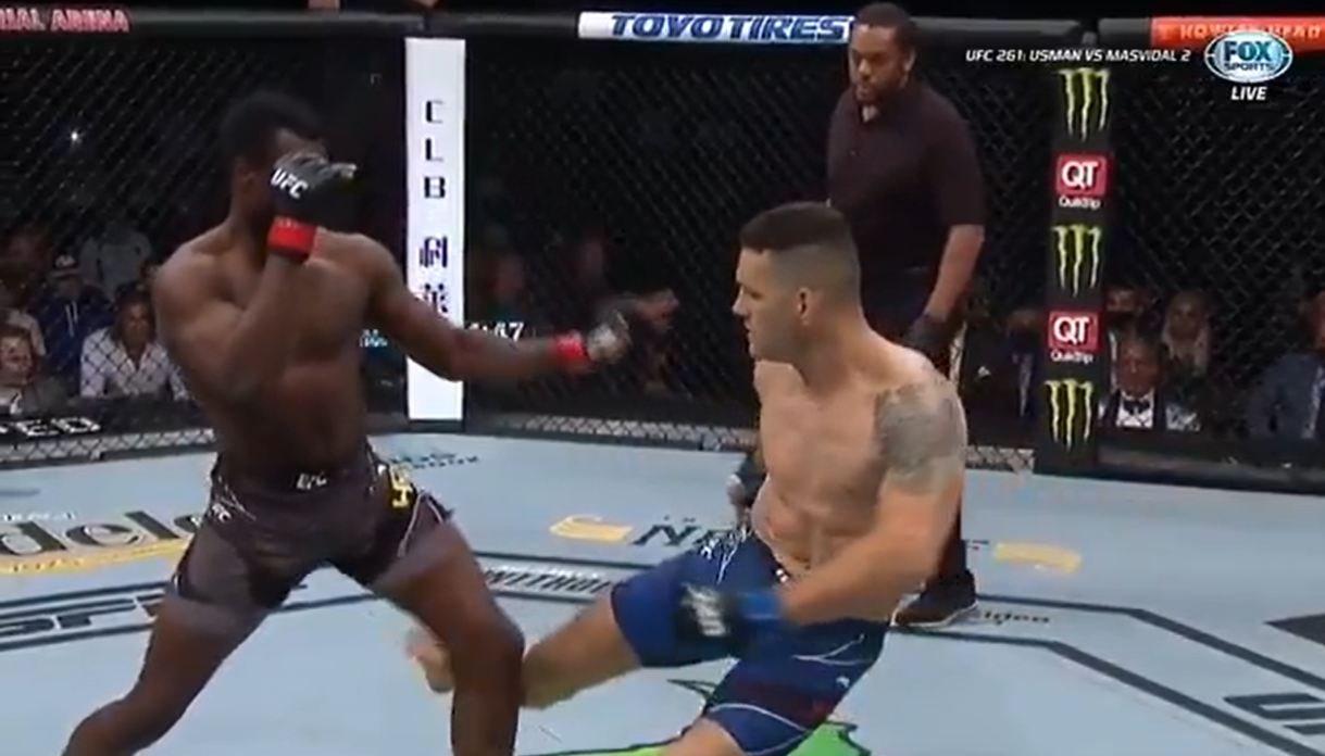 Cenas Fortes Chris Weidman Fratura A Perna Apos Chute Identico Ao De Anderson Silva Nd Mais Cenas Fortes Chris Weidman Fratura A Perna Apos Chute Identico Ao De Anderson Silva Nd Mais