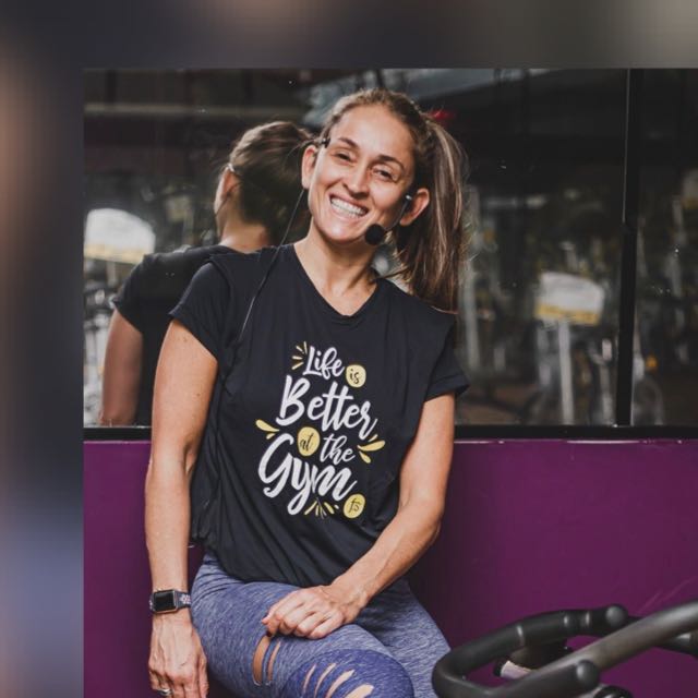 A educadora física, que irá nos falar de forma descontraída sobre o tema da entrevista.