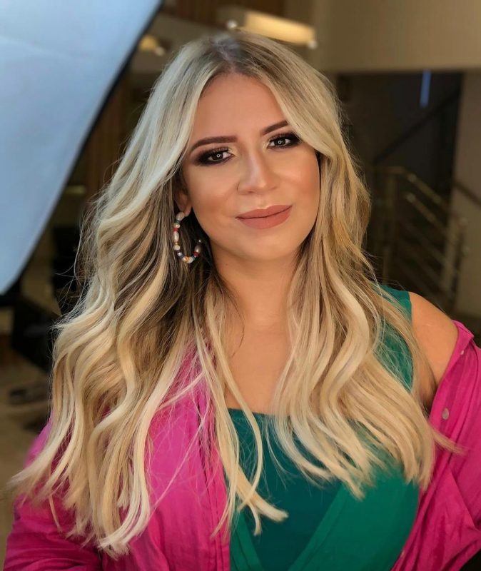 Cantora sertaneja que larga o twitter por receber muitas mensagens pejorativas
