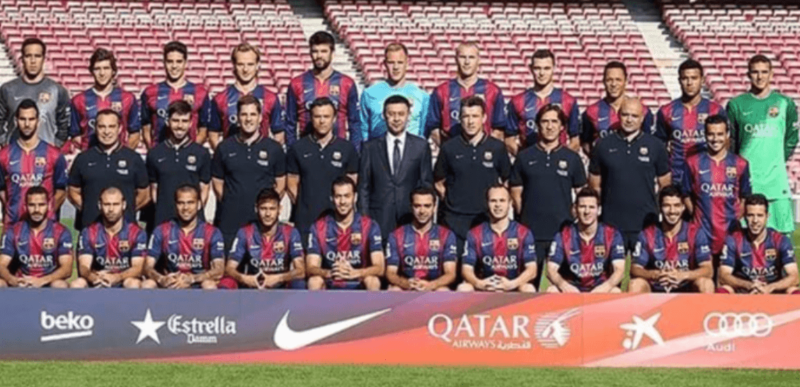Neymar na foto oficial do Barcelona em 2014 – Foto: Divulgação