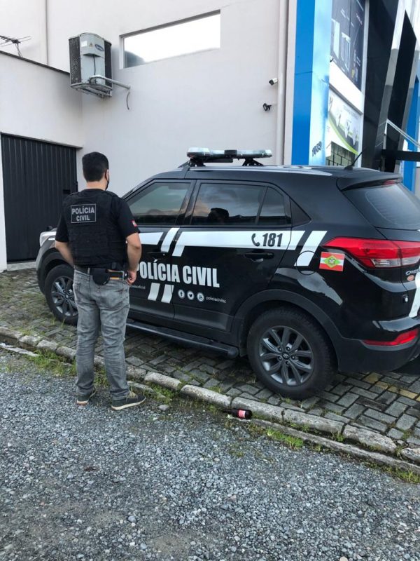 A&ccedil;&atilde;o tinha como objetivo colher provas em uma investiga&ccedil;&atilde;o sobre pornografia infantil – Foto: Pol&iacute;cia Civil/Divulga&ccedil;&atilde;o