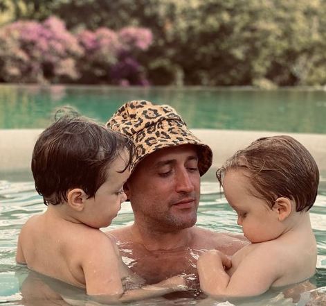 Paulo Gustavo com os filhos