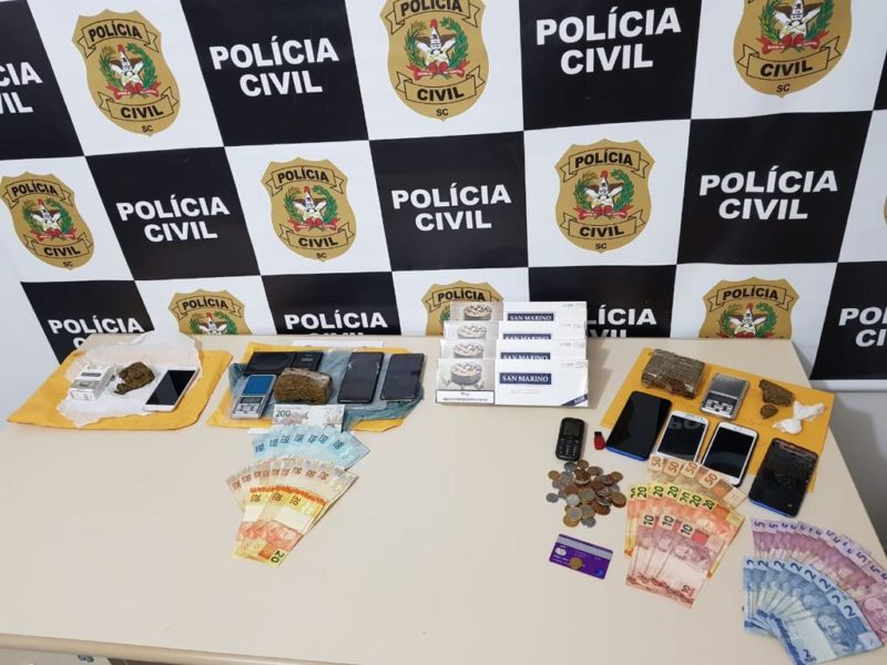 Material apreendido com os criminosos – Foto: Polícia Civil/Divulgação/ND