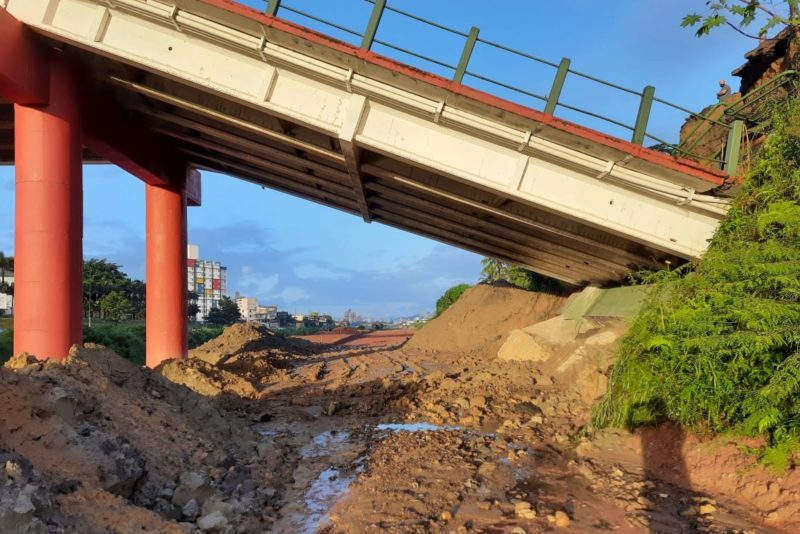 Engenheiro esclarece escava&ccedil;&atilde;o pol&ecirc;mica em cabeceira de ponte que cedeu em Brusque – Foto: Divulga&ccedil;&atilde;o/Prefeitura de Brusque