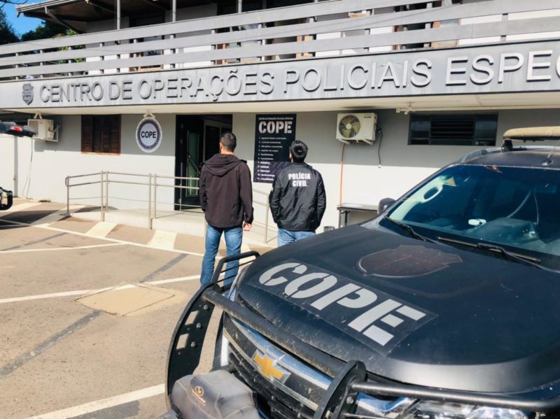 Um dos suspeitos pelo roubo a um estamparia de Blumenau foi preso em Curitiba (PR) – Foto: Divulgação/Polícia Civil