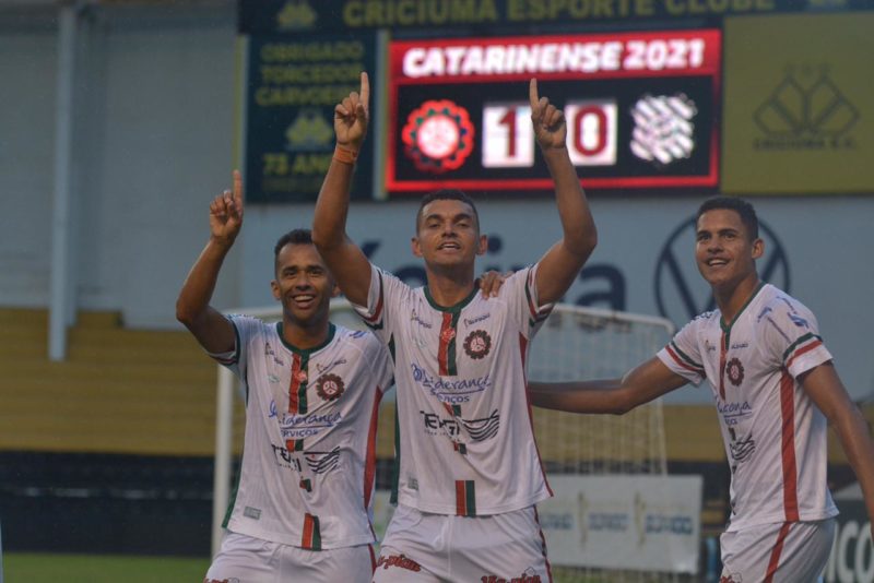 Próspera classificado para a fase seguinte. Sensação do estadual – Foto: Lucas Colombo/ EC Próspera/Divulgação/ND
