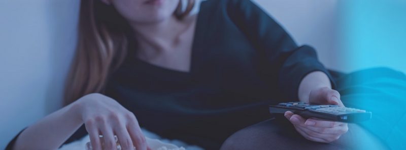 Quanto tempo é necessário para assistir às melhores séries de todos os tempos? - JESHOOTS.com no Pexels