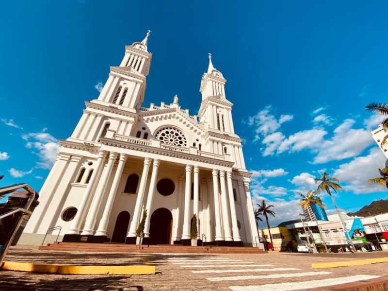 Catedral S&atilde;o Jo&atilde;o Batista, em Rio do Sul – Foto: Mois&eacute;s Stuker / NDTV Blumenau