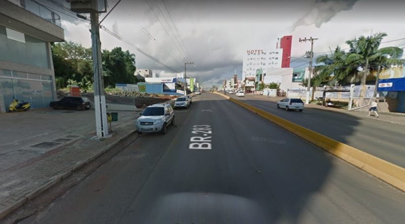 Mulher foi roubada na avenida At&iacute;lio Fontana por volta tas 5h desta quarta-feira (28) – Foto: Google Street View/Divulga&ccedil;&atilde;o ND
