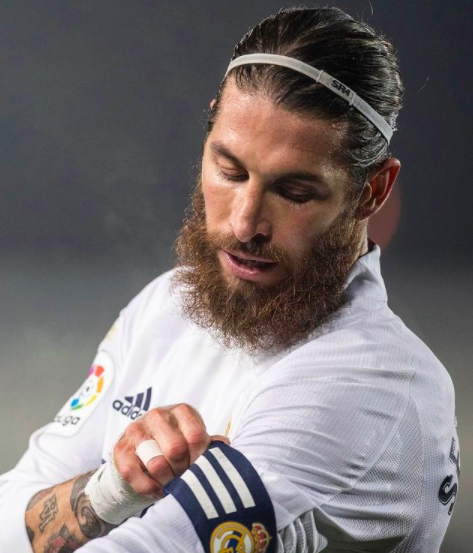 Nova lesão de Sergio Ramos é motivo de preocupação – Foto: Redes sociais/Reprodução/ND
