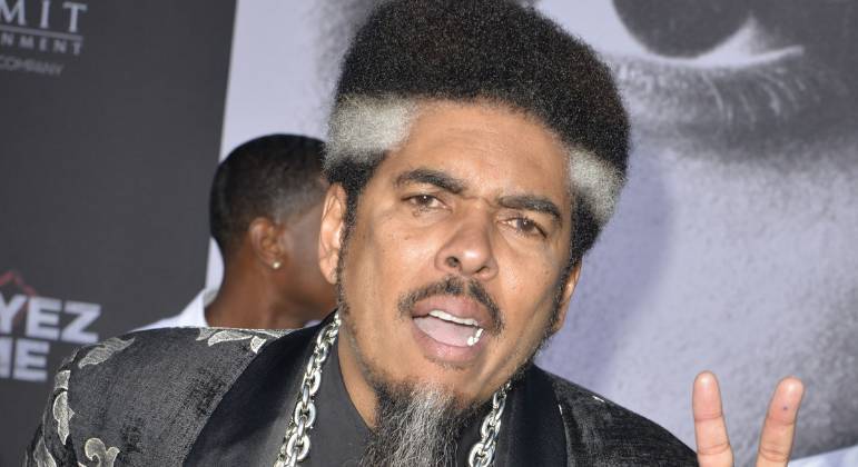 Shock G tinha 57 anos e era vocalista do grupo Digital Underground – Foto: Reprodução/The Grosby Group/ND
