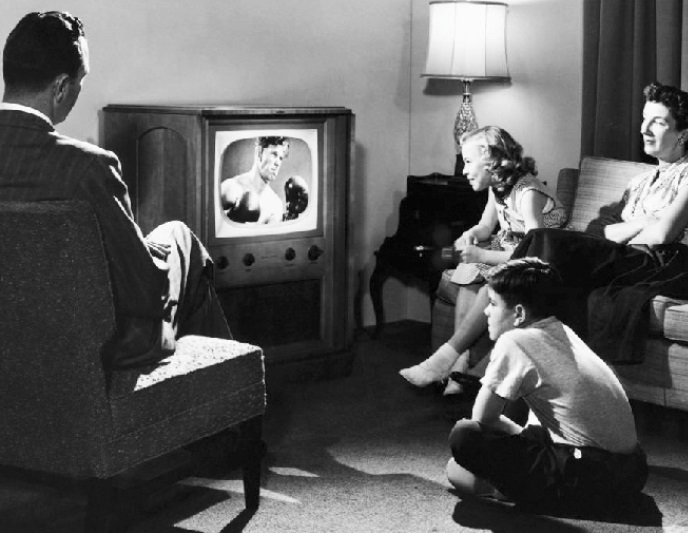 Televisão era em preto e branco e ‘coisa de rico’ – Foto: Reprodução/ND