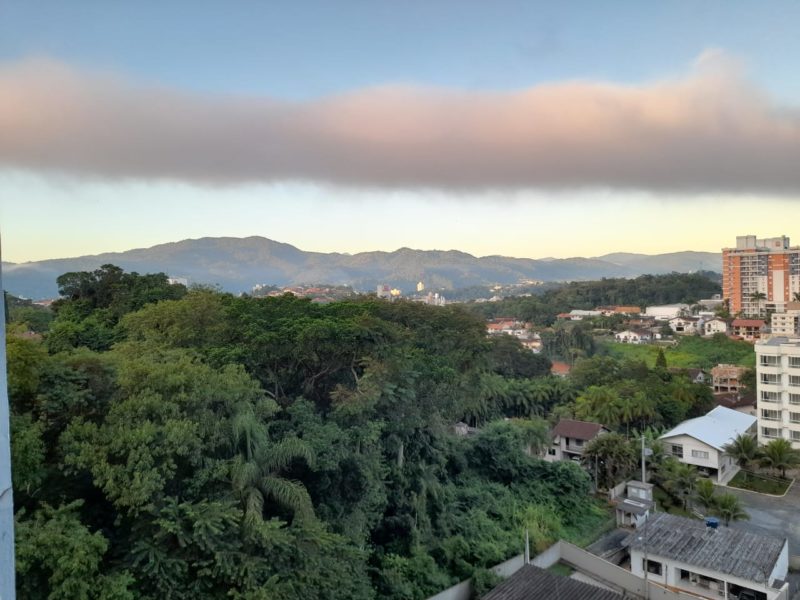 temperaturas altas marcam a terça-feira