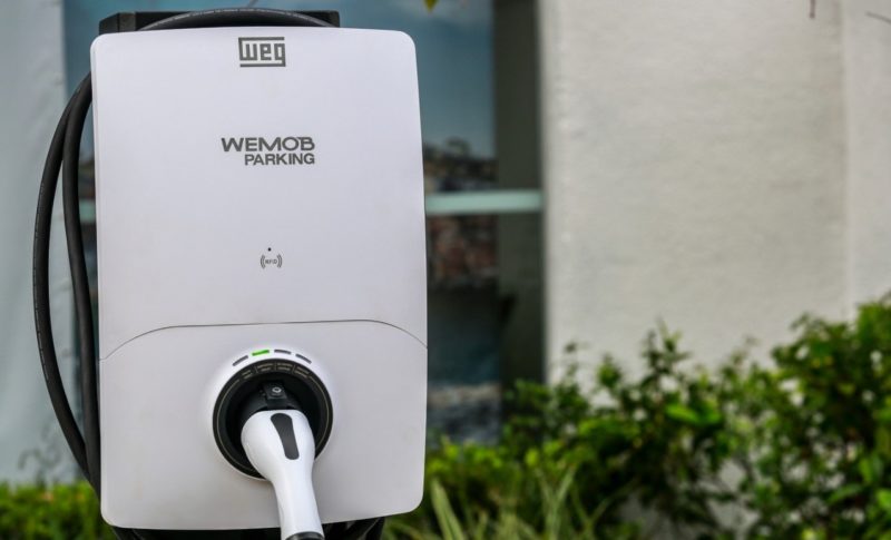 Gigante jaraguaense fornecerá estações de recarga de veículos elétricos da montadora francesa – Foto: Divulgação