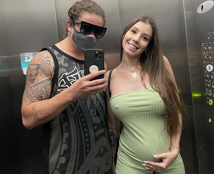 Whindersson rebateu comentário maldoso em foto com a noiva – Foto: Redes sociais/ND