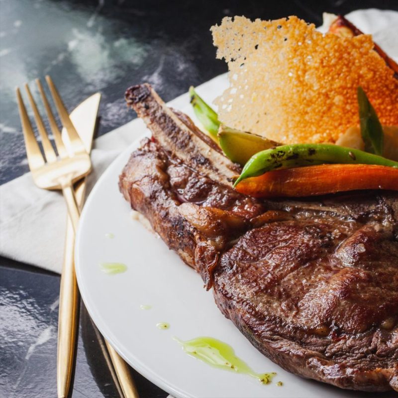 Prime Rib de Black Angus – Foto: Alto Lagoa Restaurante/Divulgação