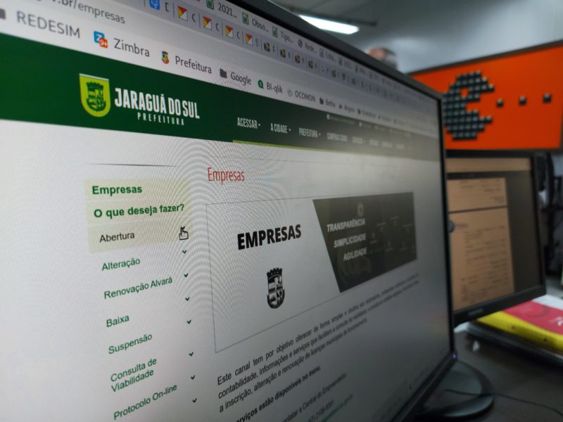 Com a desburocratização, todas as informações estão reunidas no portal da Prefeitura – Foto: Eduardo Montecino/PMJS