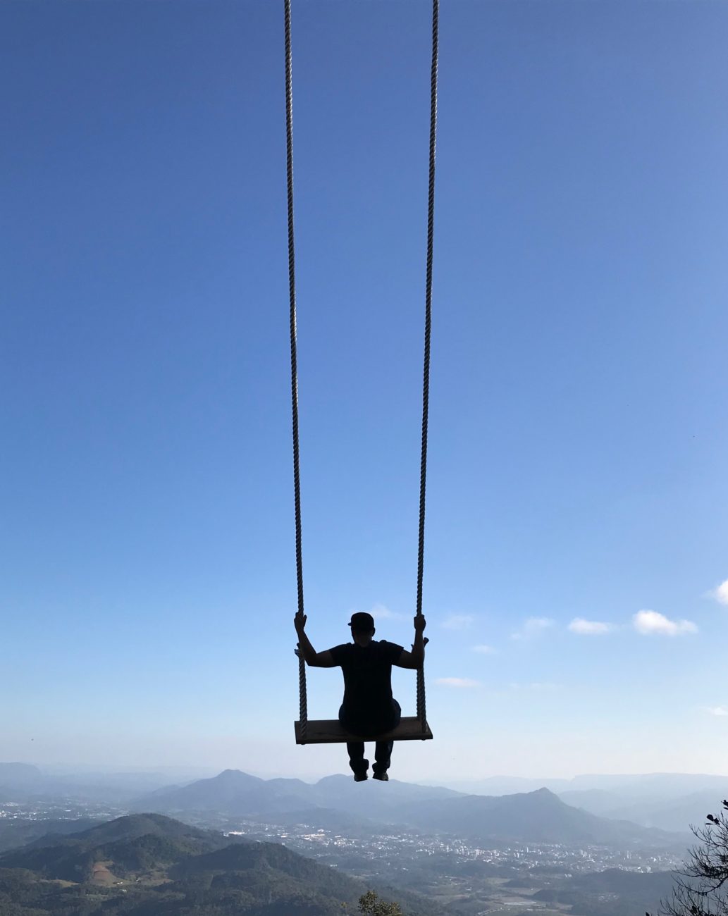Balanço do Morro Azul encanta turistas de todos os lugares - Divulgação Timbó