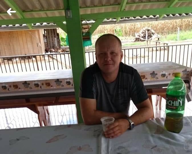 Elizeu Holz tinha 41 anos e morreu após bater moto contra um poste na noite de sábado (1º) – Foto: Reprodução/Redes Sociais