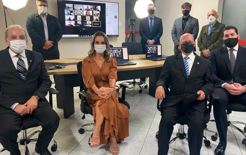 Posse deu-se em sistema hibrido – Foto: Adepol-SC