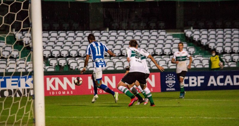 Ava&iacute; &eacute; derrotado pelo Coritiba na estreia da S&eacute;rie B – Foto: Andr&eacute; Palma Ribeiro/Ava&iacute; F.C