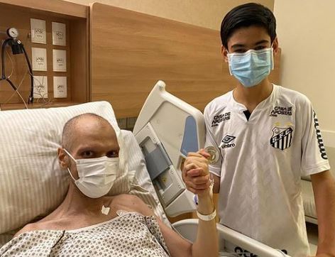 No hospital, Bruno Covas posta foto ao lado do filho, Tomás, de 16 anos – Foto: Reprodução/Instagram