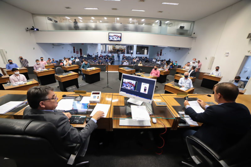 Limpeza de pauta na &uacute;ltima sess&atilde;o de 2021. – Foto: Mauro Artur Schlieck/ND