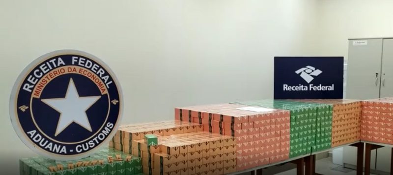 Carga de cigarros eletr&ocirc;nicos com valor de revenda de mais de R$ 1 milh&atilde;o foi apreendida em Joinville – Foto: Receita Federal/Divulga&ccedil;&atilde;o