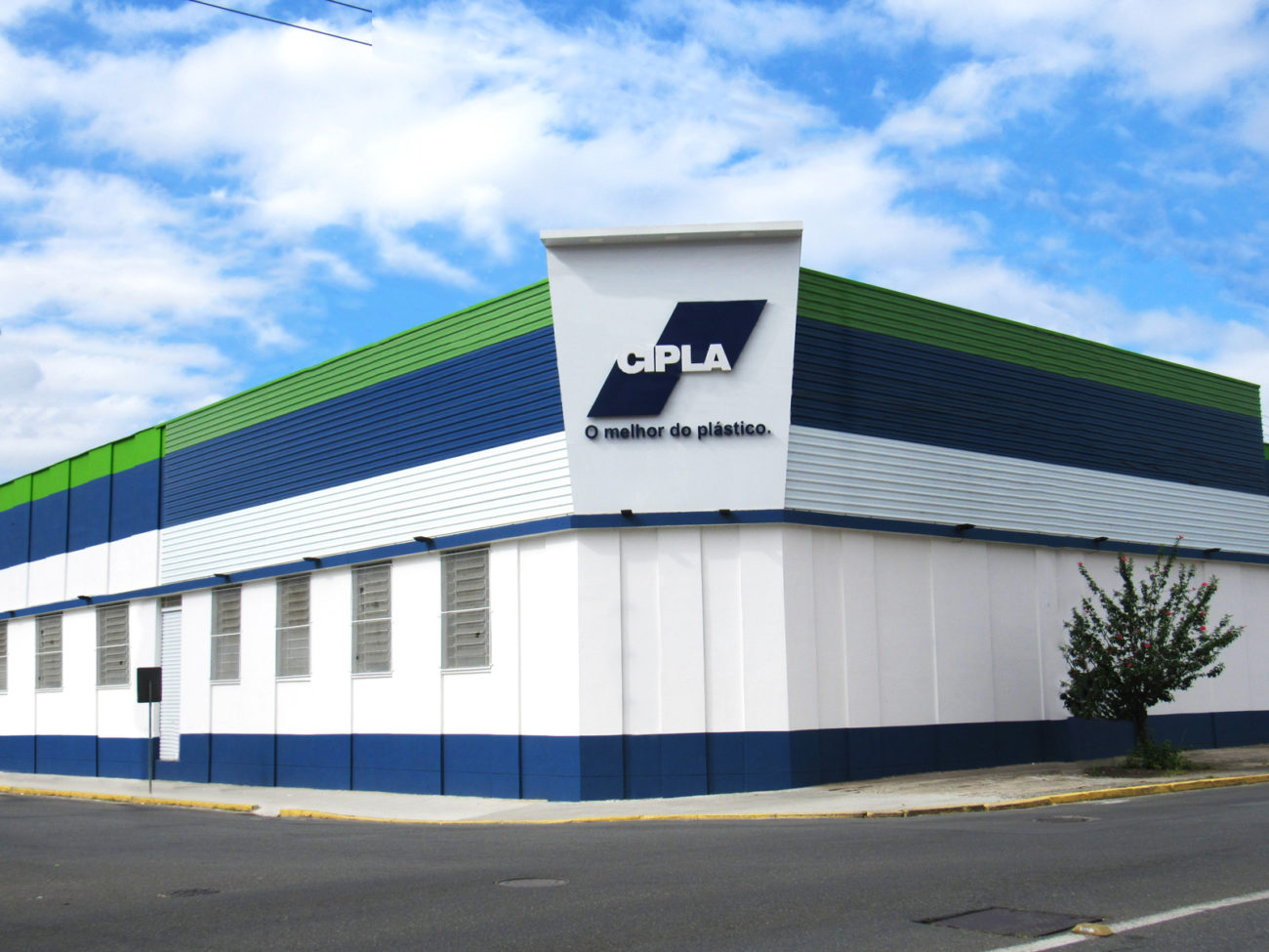 Cipla em Joinville Cipla sai de falência para o dobro de funcionários