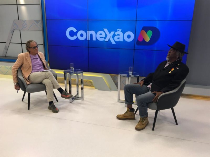 Cacau Menezes comanda o bate-papo desta quinta-feira – Foto: Foto: Reprodução/NDTV