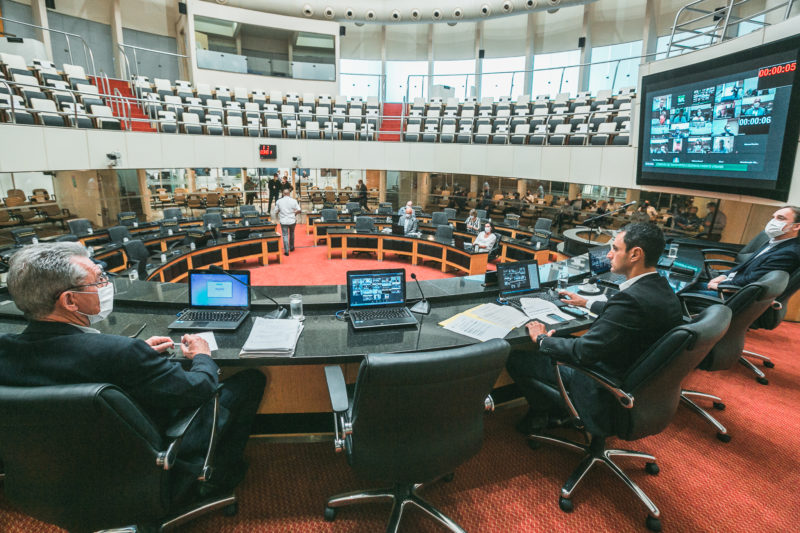 Comissão de Transportes da Assembleia discutiu em reunião ampliada os cortes no Orçamento – Foto: Bruno Collaço/Agência Alesc