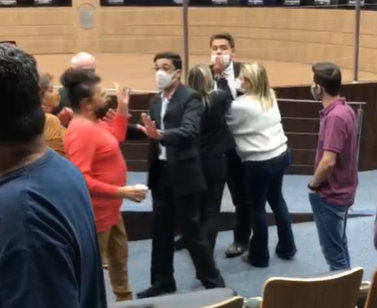 Discuss&atilde;o sobre nepotismo em Itaja&iacute; gerou quebra pau na C&acirc;mara – Foto: Reprodu&ccedil;&atilde;o ND
